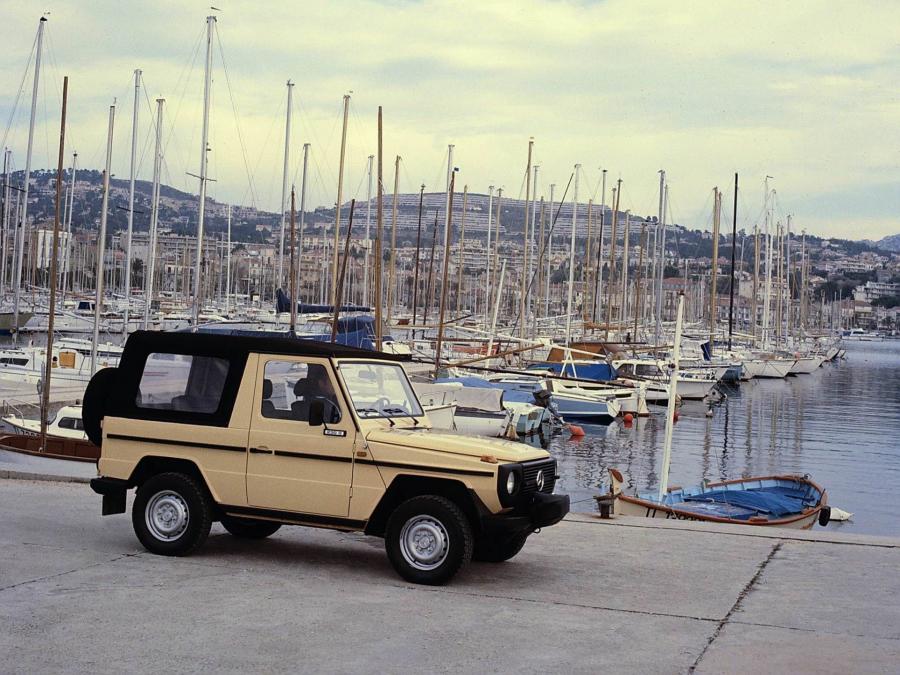  Mercedes-Benz 230 G Cabrio (W460) 1979 года  (фото 7 из 17)